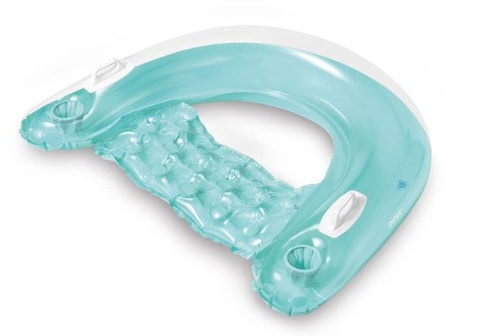 Opblaasbare blauwe stoel, geschikt voor zwembadgebruik.